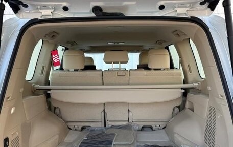 Toyota Land Cruiser, 2025 год, 14 850 000 рублей, 12 фотография