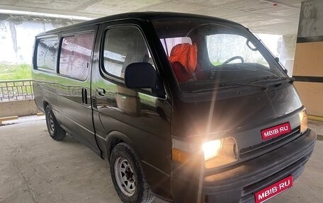 Toyota HiAce H100, 1990 год, 430 000 рублей, 1 фотография