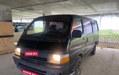 Toyota HiAce H100, 1990 год, 430 000 рублей, 2 фотография