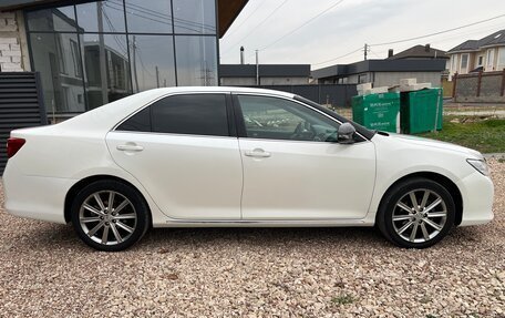 Toyota Camry, 2014 год, 1 400 000 рублей, 4 фотография