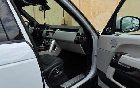 Land Rover Range Rover IV рестайлинг, 2013 год, 2 750 000 рублей, 10 фотография