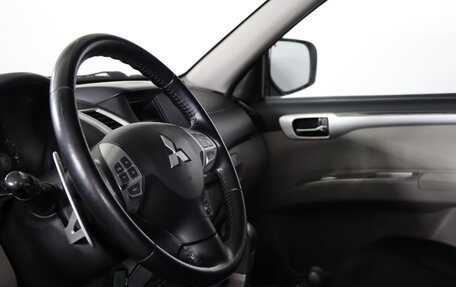 Mitsubishi Pajero Sport II рестайлинг, 2013 год, 1 699 990 рублей, 9 фотография