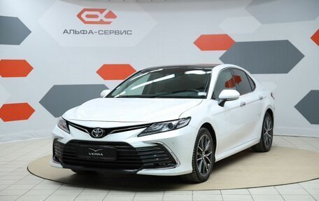 Toyota Camry, 2022 год, 3 590 000 рублей, 1 фотография