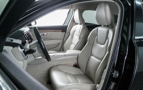 Volvo S90 II рестайлинг, 2017 год, 2 889 000 рублей, 10 фотография