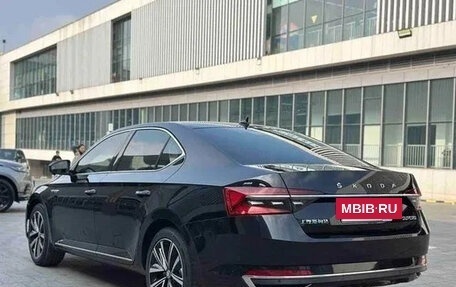 Skoda Superb, 2025 год, 2 550 000 рублей, 3 фотография