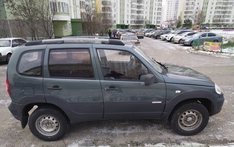 Chevrolet Niva I рестайлинг, 2011 год, 498 000 рублей, 8 фотография