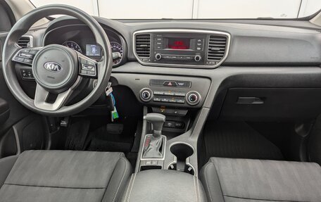 KIA Sportage IV рестайлинг, 2018 год, 1 950 000 рублей, 16 фотография