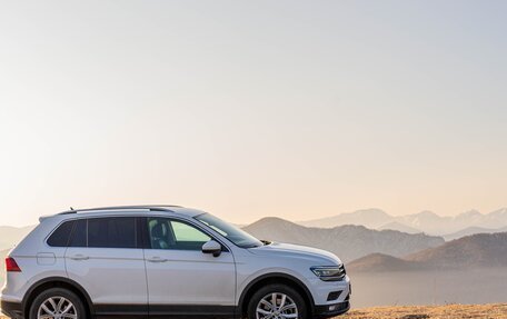 Volkswagen Tiguan II, 2019 год, 2 100 000 рублей, 8 фотография