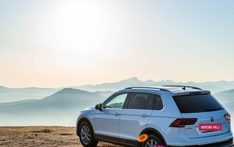 Volkswagen Tiguan II, 2019 год, 2 100 000 рублей, 7 фотография