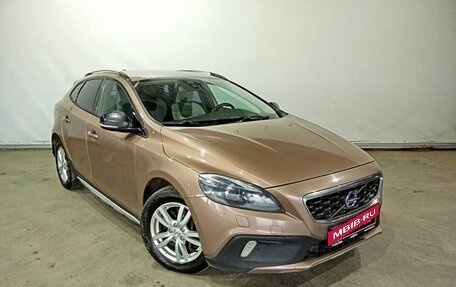 Volvo V40 II рестайлинг, 2013 год, 1 265 000 рублей, 3 фотография