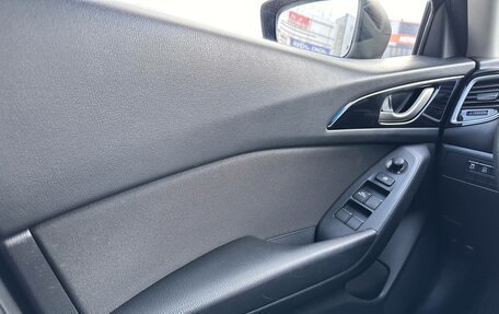 Mazda 3, 2015 год, 1 420 000 рублей, 14 фотография