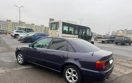 Audi A4, 1996 год, 260 000 рублей, 11 фотография