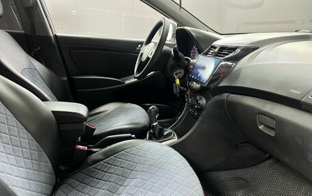 Hyundai Solaris II рестайлинг, 2014 год, 799 777 рублей, 12 фотография