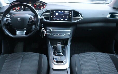 Peugeot 308 II, 2020 год, 1 599 000 рублей, 6 фотография