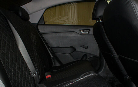 Hyundai Solaris II рестайлинг, 2017 год, 979 000 рублей, 7 фотография