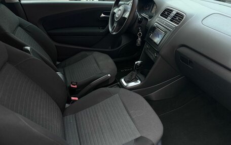 Volkswagen Polo VI (EU Market), 2011 год, 750 000 рублей, 13 фотография