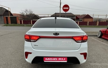 KIA Rio IV, 2020 год, 840 000 рублей, 4 фотография