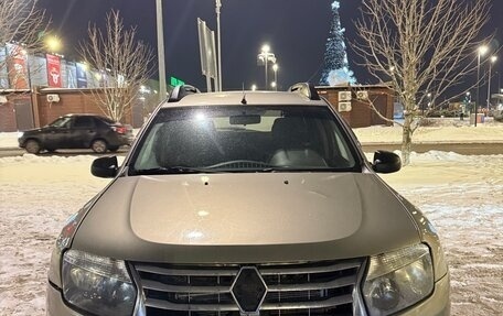 Renault Duster I рестайлинг, 2014 год, 720 000 рублей, 1 фотография