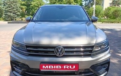 Volkswagen Tiguan II, 2019 год, 3 550 000 рублей, 1 фотография