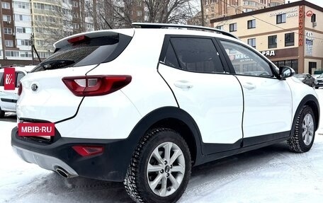 KIA Stonic, 2020 год, 1 550 000 рублей, 7 фотография