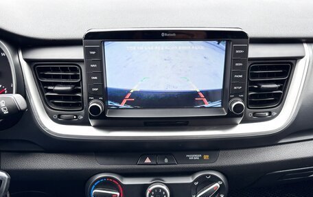 KIA Stonic, 2020 год, 1 550 000 рублей, 15 фотография