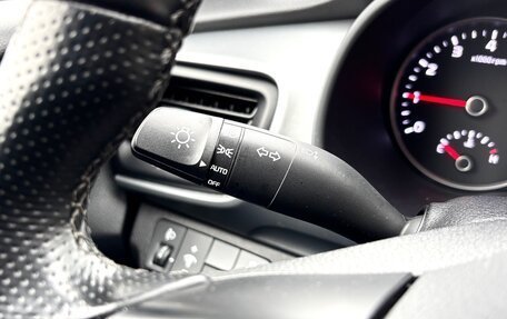 KIA Stonic, 2020 год, 1 550 000 рублей, 19 фотография