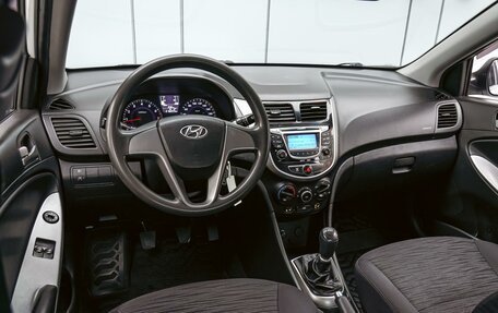 Hyundai Solaris II рестайлинг, 2014 год, 750 000 рублей, 6 фотография