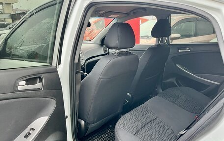 Hyundai Solaris II рестайлинг, 2015 год, 1 100 000 рублей, 14 фотография