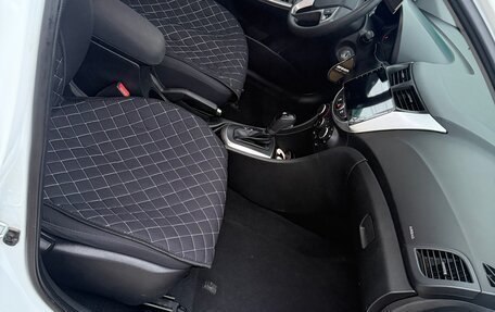 Hyundai Solaris II рестайлинг, 2015 год, 1 000 000 рублей, 5 фотография