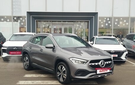 Mercedes-Benz GLA, 2020 год, 2 890 000 рублей, 3 фотография