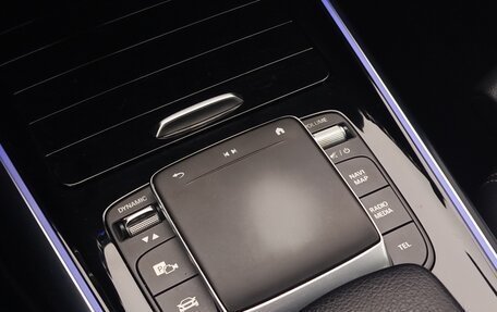 Mercedes-Benz GLA, 2020 год, 2 890 000 рублей, 15 фотография