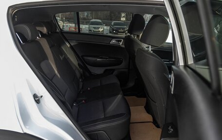 KIA Sportage IV рестайлинг, 2019 год, 2 200 000 рублей, 12 фотография