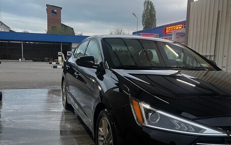 Hyundai Elantra VI рестайлинг, 2019 год, 1 600 000 рублей, 9 фотография