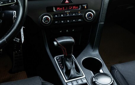 KIA Sportage IV рестайлинг, 2019 год, 2 200 000 рублей, 21 фотография