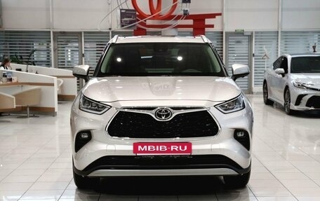 Toyota Highlander, 2025 год, 6 400 000 рублей, 2 фотография