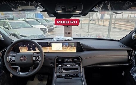 Nissan Patrol, 2025 год, 17 990 000 рублей, 10 фотография