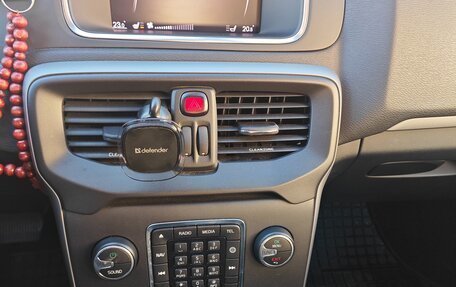 Volvo V40 II рестайлинг, 2018 год, 1 490 000 рублей, 10 фотография