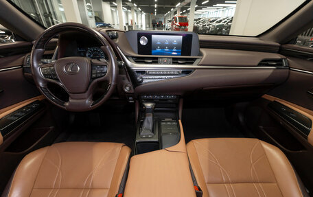 Lexus ES VII, 2018 год, 4 070 000 рублей, 8 фотография