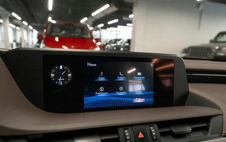 Lexus ES VII, 2018 год, 4 070 000 рублей, 16 фотография