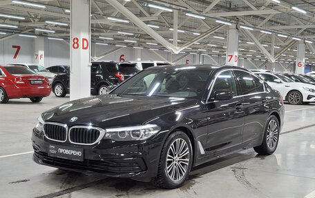 BMW 5 серия, 2019 год, 3 830 000 рублей, 5 фотография