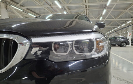 BMW 5 серия, 2019 год, 3 830 000 рублей, 21 фотография