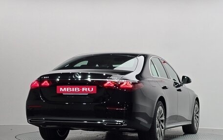 Mercedes-Benz E-Класс, 2025 год, 9 990 000 рублей, 4 фотография