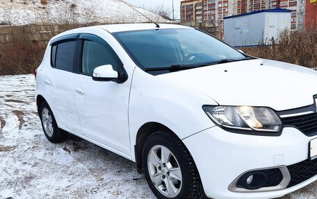 Renault Sandero II рестайлинг, 2016 год, 850 000 рублей, 2 фотография