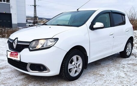 Renault Sandero II рестайлинг, 2016 год, 850 000 рублей, 3 фотография