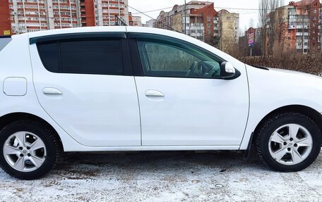 Renault Sandero II рестайлинг, 2016 год, 850 000 рублей, 8 фотография