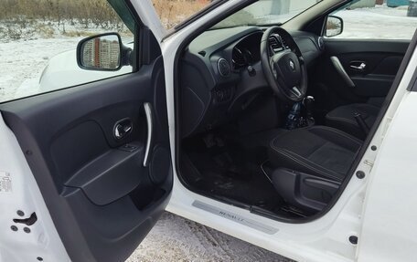 Renault Sandero II рестайлинг, 2016 год, 850 000 рублей, 19 фотография