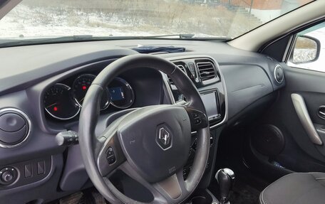 Renault Sandero II рестайлинг, 2016 год, 850 000 рублей, 34 фотография