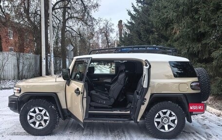 Toyota FJ Cruiser, 2021 год, 9 900 000 рублей, 12 фотография