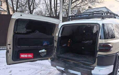 Toyota FJ Cruiser, 2021 год, 9 900 000 рублей, 14 фотография