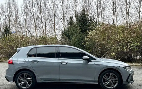 Volkswagen Golf VIII, 2022 год, 2 000 000 рублей, 4 фотография